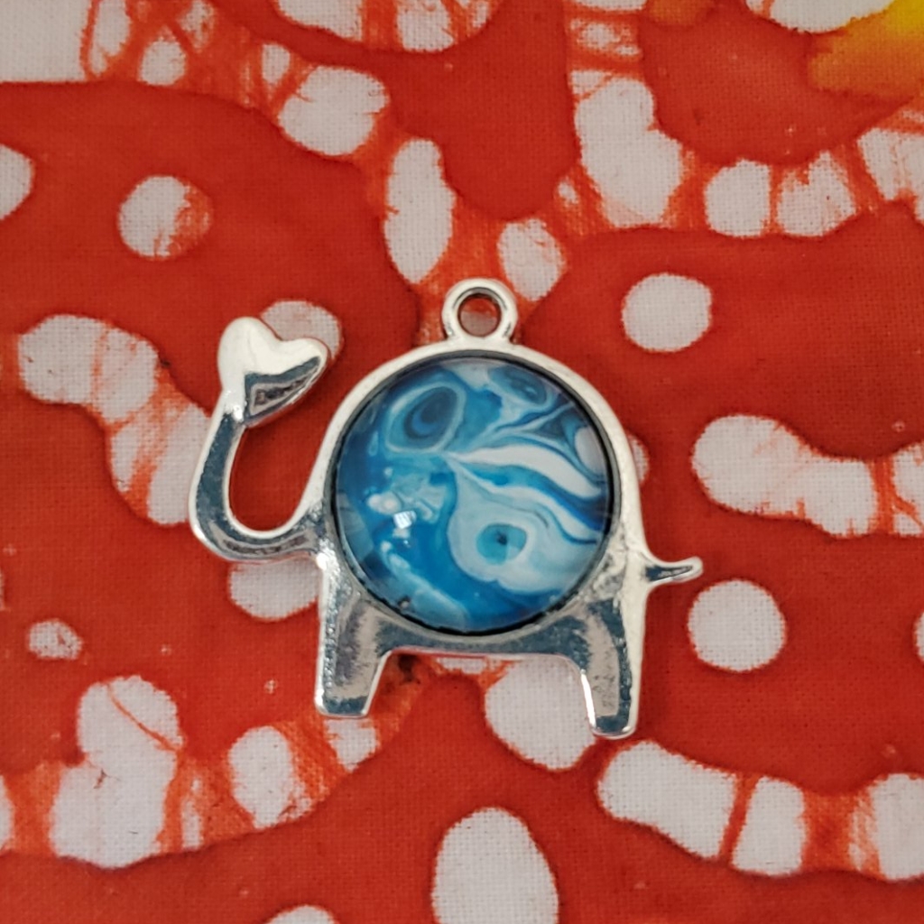 Handmade Love Elephant Pendant Necklace